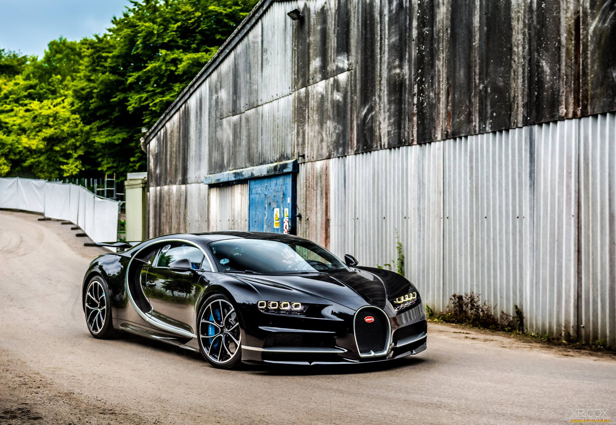 , bugatti